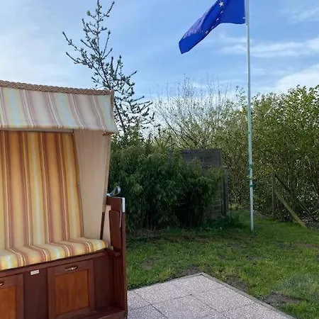Ferienhaushaelfte An Der Mueritz