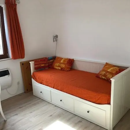 Ferienhaushaelfte An Der Mueritz بيت للعطل